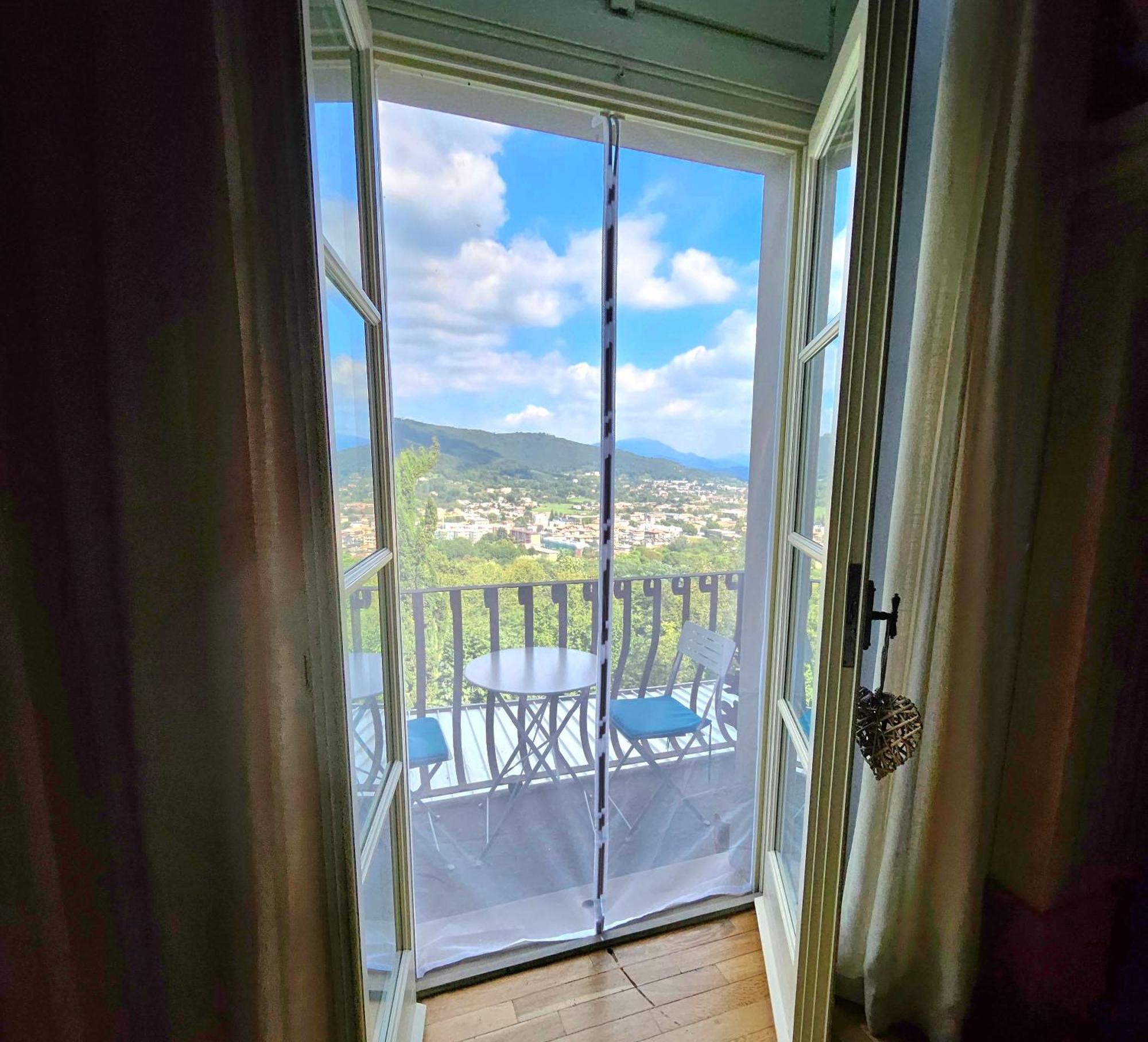 B&B Dimora Delle Donnole Bergamo Alta Екстериор снимка