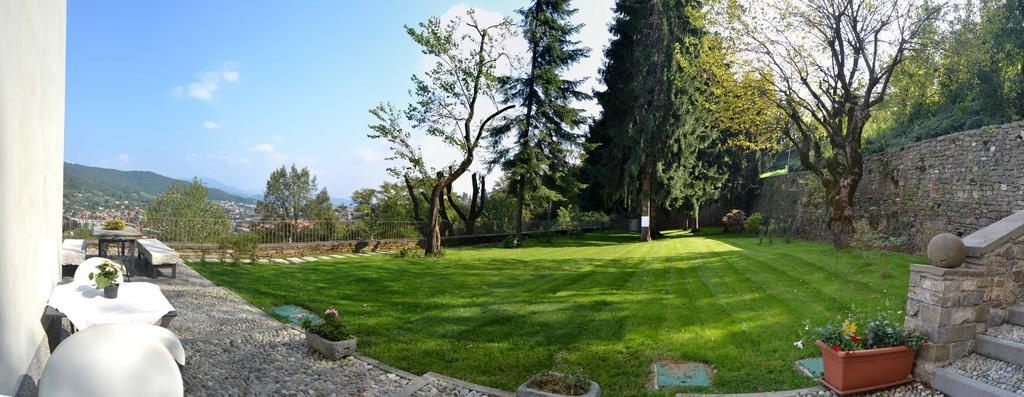 B&B Dimora Delle Donnole Bergamo Alta Екстериор снимка