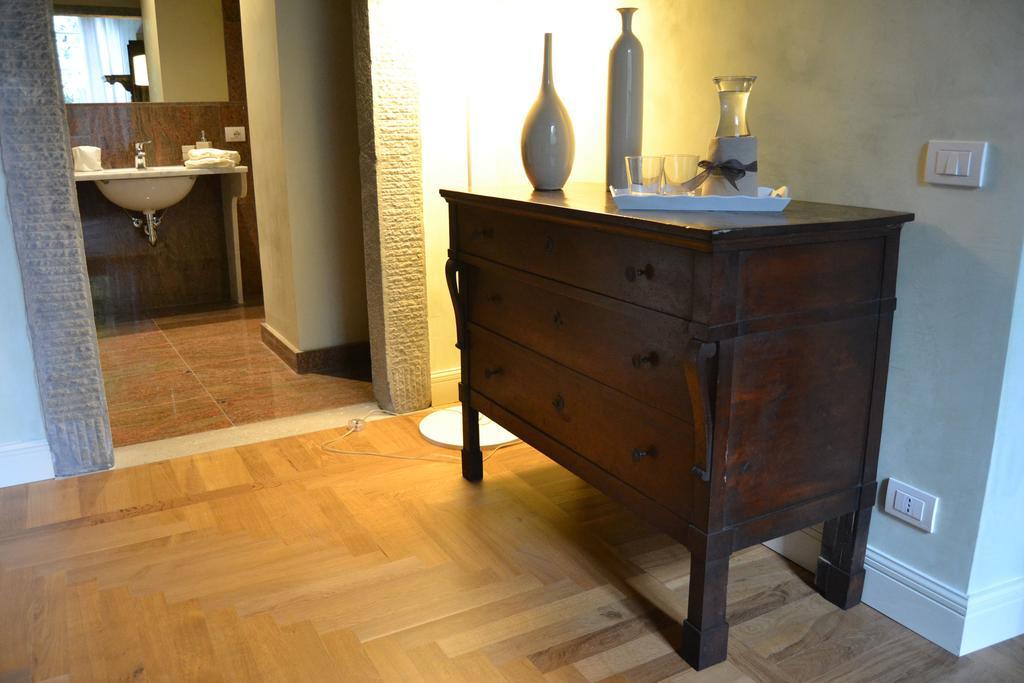 B&B Dimora Delle Donnole Bergamo Alta Стая снимка