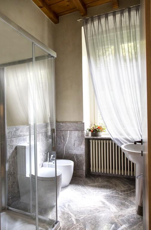 B&B Dimora Delle Donnole Bergamo Alta Стая снимка
